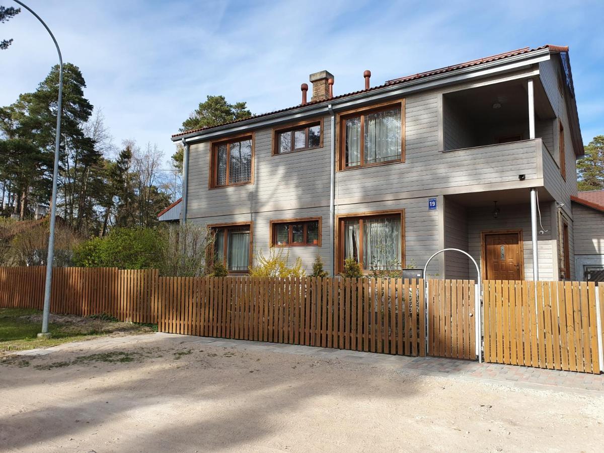 19 Jasminu Street Appartement Jūrkalne Buitenkant foto